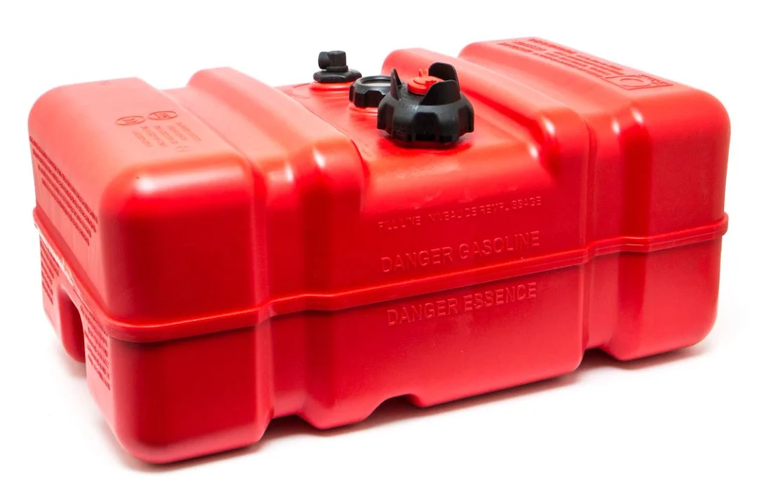 Moeller Gas Tank 9 Gal W/Gauge – Marine Boat Replacement Part