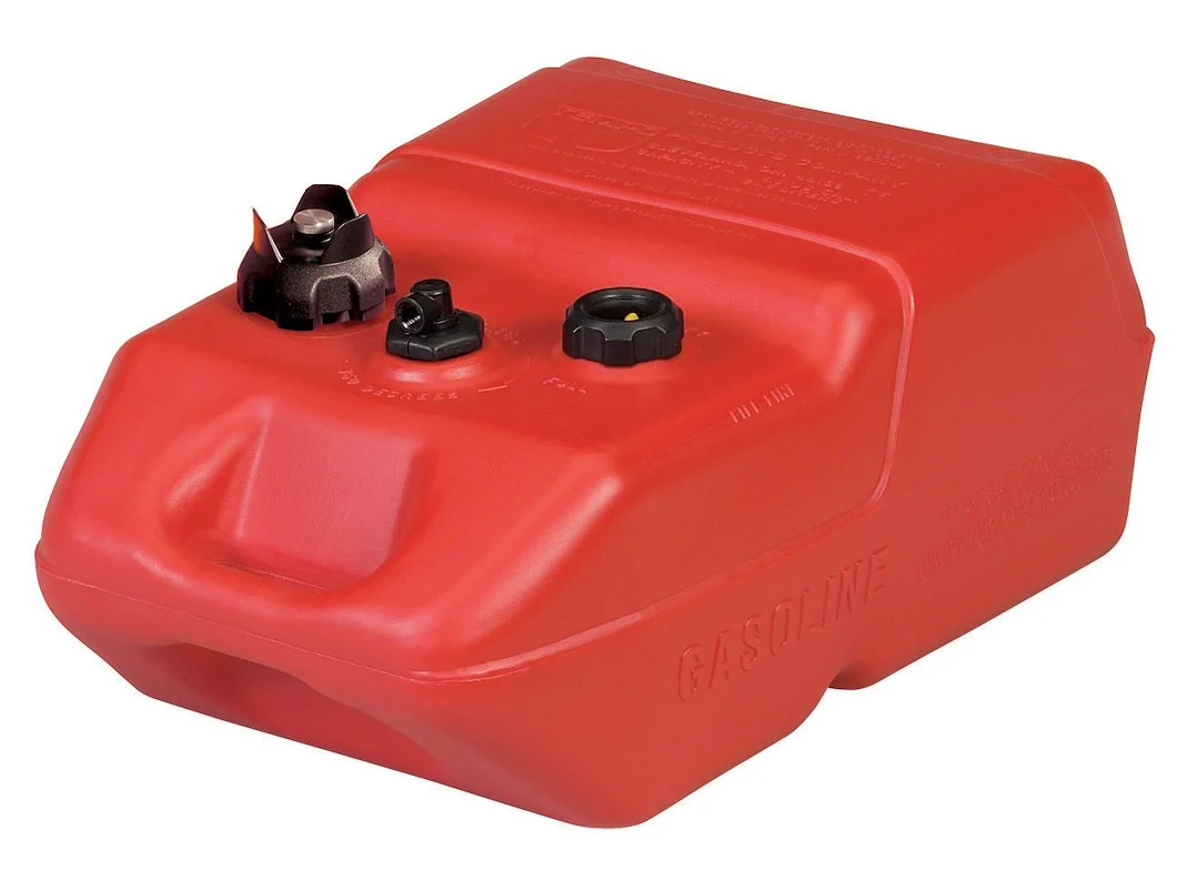Moeller 6 Gallon Portable Fuel Tank – Marine Fuel System Replacement Part